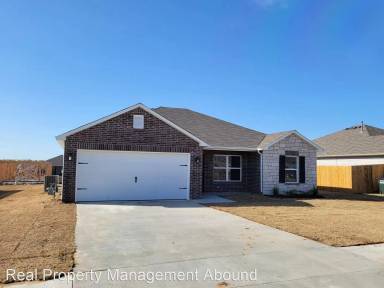 Main picture of 10010 E 109th St N