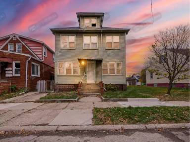 Main picture of 24 Alexander St