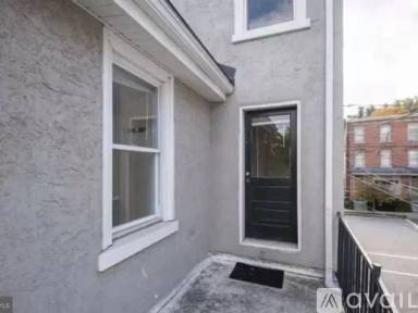 Main picture of 118 Ford St
