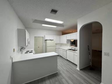 Main picture of 7860 Mansfield Hollow Rd