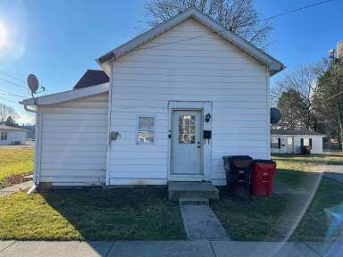 Main picture of 211 W Buckeye Ave