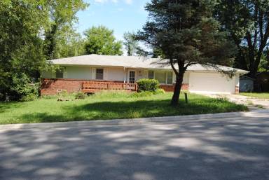 Main picture of 1103 E Melanie Ln
