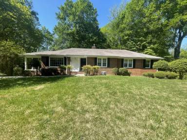 Main picture of 501 Brookside Blvd