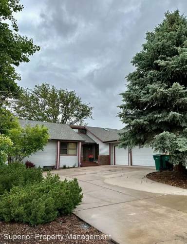 Main picture of 360 Cherry Ave