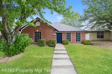 Main picture of 7540 Amber Dr
