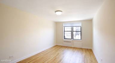 Main picture of 7410 Ridge Blvd