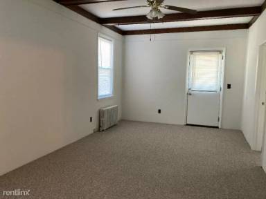 Main picture of 34 Clematis St