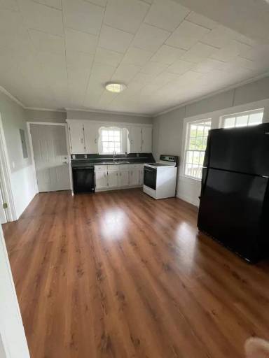 Main picture of 3119 Kim Dr