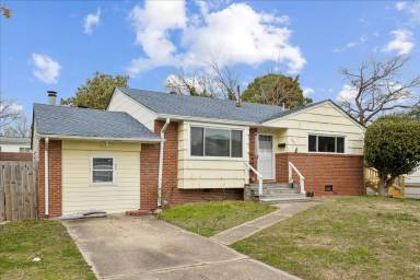 Main picture of 549 Longfellow Ave