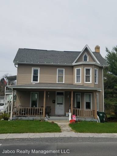 Main picture of 409 E Howard St