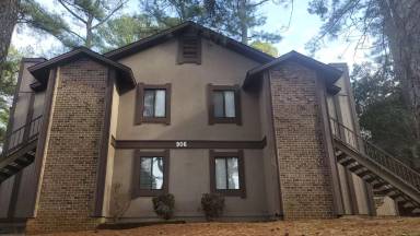 Main picture of 906 Candlewood Dr NW