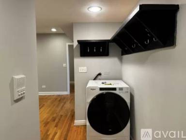 Main picture of 4654 N Monticello Ave