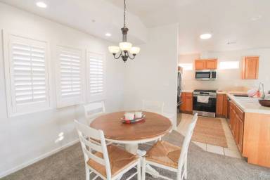 Main picture of 253 N 5th St
