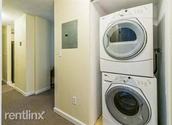 Main picture of 1600 Massachusetts Ave