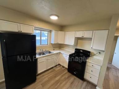 Main picture of 4071 W Sun Dr