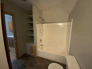Main picture of 2216 Oakes Ave