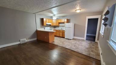 Main picture of 1112 Peach St