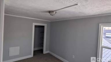 Main picture of 421 Oak St