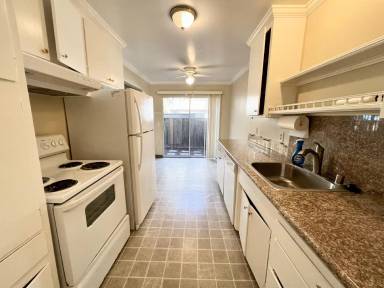 Main picture of 136 Carlton Ave