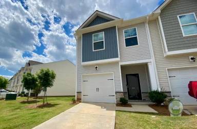 Main picture of 301 Highline Trl
