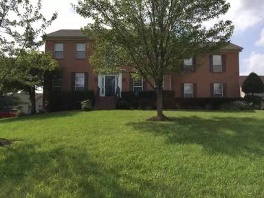Main picture of 844 Loretta Dr