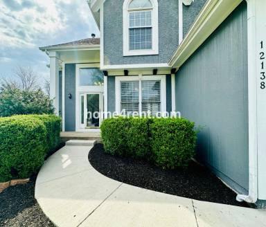 Main picture of 12138 Goodman St