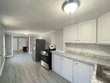 Main picture of 71 Vine St