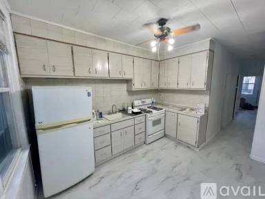 Main picture of 186 Boyd Ave
