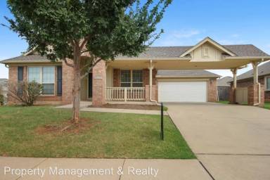 Main picture of 18028 Andalucia Dr