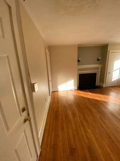 Main picture of 90 Myrtle St