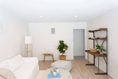 Main picture of 12625 Pacific Ave