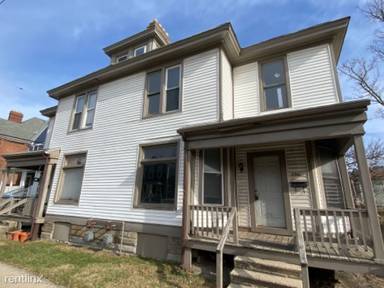 Main picture of 296 S Ohio Ave
