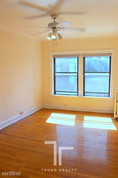 Main picture of 1164 N Dearborn Apartments