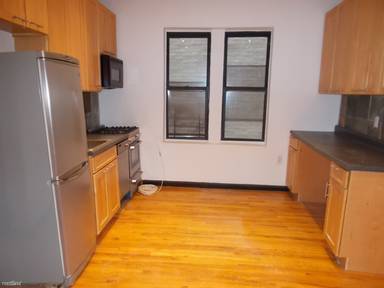 Main picture of 320 Lincoln Pl