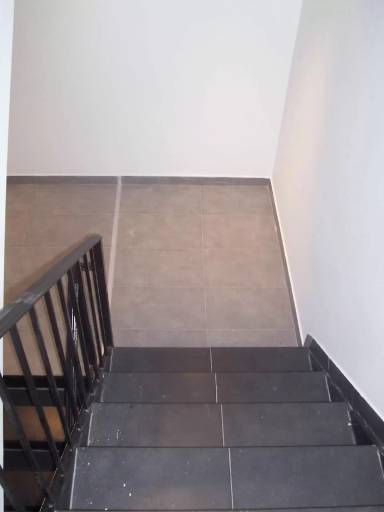 Main picture of 42 Scholes St