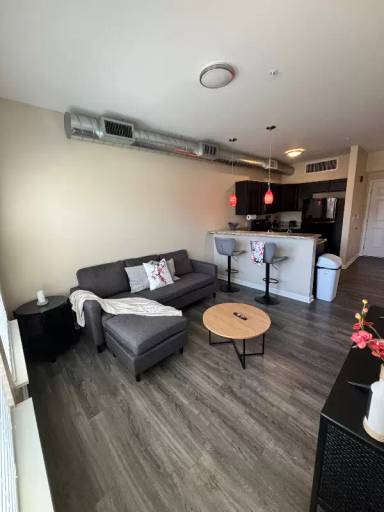 Main picture of Loftus Ct