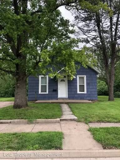 Main picture of 816 E Carroll St