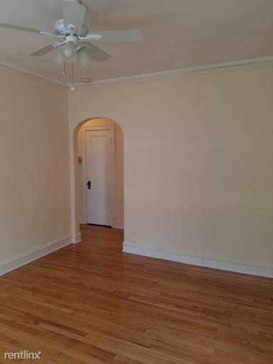 Main picture of 6800 N Wolcott Ave