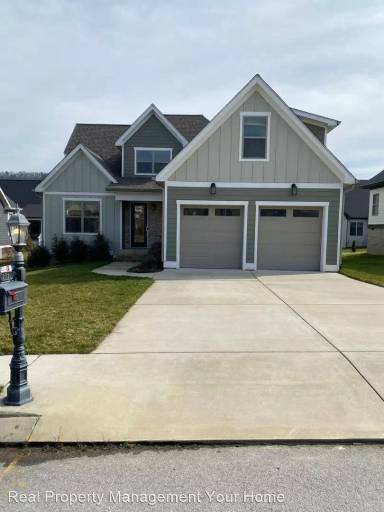 Main picture of 2318 Large Oak Dr