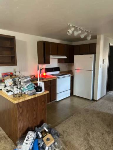 Main picture of 1051 Moraine Way