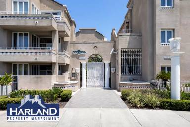 Main picture of 3990 Nobel Dr