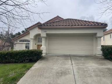 Main picture of 2186 Bluerock Cir