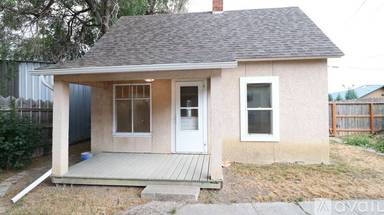 Main picture of 38 Custer Ave