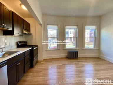 Main picture of 360 Beacon St