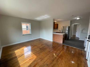 Main picture of 3036 Hackberry St