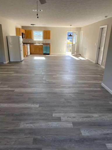 Main picture of 3317 Parker Blvd