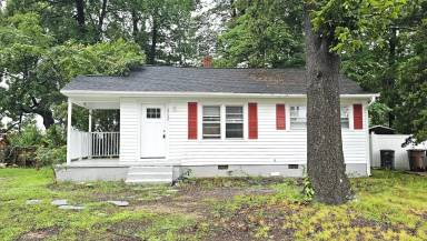 Main picture of 2729 Hayden St