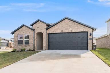 Main picture of 4651 W Aurora St