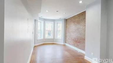 Main picture of 1312 Park Rd NW