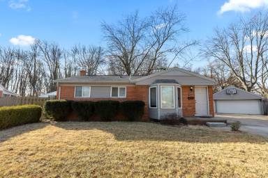 Main picture of 25365 Haskell St